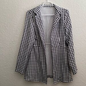 Woman’s jacket,size M, black and white, light weight polyester